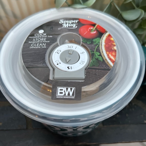 Boston Warehouse Patterned Soup Mug with Lid - Picture 2 of 2